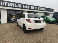 tweedehands Toyota Yaris 1.0 VVT-i Navi Airco Camera Bluetooth Elek Pakket