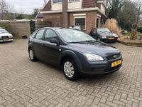 tweedehands Ford Focus 1.6-16V Champion