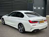 tweedehands BMW 330 3-serie i 258PK! M-SPORT|SPORTLEER|HiFI|NL AUTO NAP