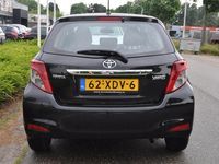 tweedehands Toyota Yaris 1.0i 12v VVT-i 5-DEURS ASPIRATION/CLIMATRONIC AUTO