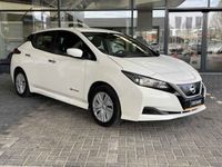 tweedehands Nissan Leaf Visia 40 kWh / Navigatie / Airco / Blindspot / Cru