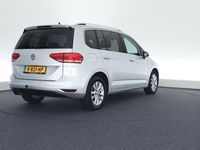 tweedehands VW Touran 1.4 TSI 150pk DSG Highline 7pers. Trekhaak Navigat