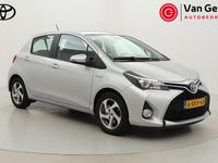 Occasion Toyota Yaris Hybrid 101 PK (74 kW) 2014 Grijs Hatchback