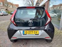 tweedehands Toyota Aygo 1.0 VVT-i X-Play Limited 5Drs /Navi/Apple/Android/