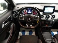 tweedehands Mercedes GLA180 AMG Night Edition Autom- Leer, Navi, Xenon, Flippers, ECC, LMV