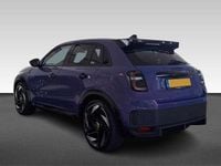Nieuw Abarth 600e Scorpionissima 206 kW (281 PK) 2025 Paars SUV