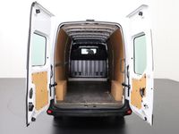 tweedehands Renault Master 2.3DCI 150PK L3H2 | Navigatie | 3-Persoons | Betimmering | Cruise