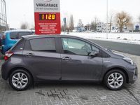 Occasion Toyota Yaris Hybrid 2022 Grijs Hatchback