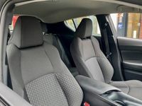 tweedehands Toyota C-HR 1.8 Hybrid NL Auto Active DAB+ Apple CarPlay Andro