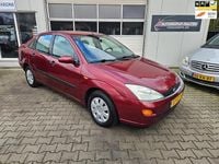Occasion Ford Focus Ghia 101 PK (74 kW) 2000 Rood (metallic) Sedan