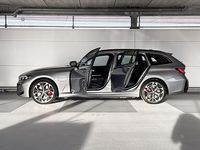 Occasion BMW 330 M Sport 291 PK (214 kW) 2025 Grijs Stationwagen