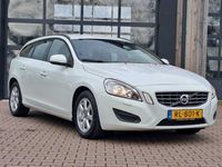 tweedehands Volvo V60 1.6 T3 150PK Airco, Cruise contr. Stoelverwarming