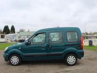 tweedehands Renault Kangoo 1.6-16V Expression *ROLSTOELAUTO *AUTOMAAT *ZEER N