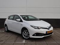 Occasion Toyota Auris Hybrid 136 PK (100 kW) 2016 Wit Hatchback