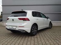 tweedehands VW Golf VIII 1.4 204pk DSG eHybrid Style | Trekhaak | Achteruit