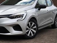 Occasion Renault Clio V Equilibre 91 PK (66 kW) 2023 Grijs Hatchback
