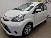 Occasion Toyota Aygo 68 PK (50 kW) 2012 Wit Hatchback