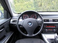 tweedehands BMW 318 3-SERIE Touring i *Facelift*Trekhaak*ECC*