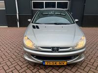 Occasion Peugeot 206 75 PK (55 kW) 2006 Grijs Hatchback