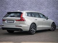 tweedehands Volvo V60 2.0 T4 Momentum Pro | Trekhaak | PDC | Apple Carpl