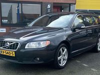 tweedehands Volvo V70 2.4 D5 Summum 204pk. navi. stoelverwarming. leder.