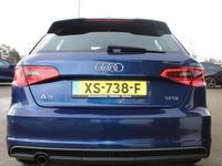 tweedehands Audi A3 Sportback 1.2 TFSI 110pk S-line Navi Adaptive Cruise 1/2 leder