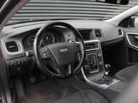 tweedehands Volvo V60 1.6 T3 | Navigatie | Cruise | PDC |