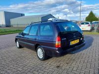 tweedehands Ford Escort Wagon 1.6 Studio