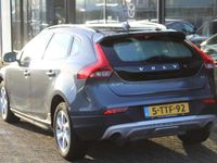 tweedehands Volvo V40 CC 1.6 T4 Momentum , Automaat, Trekhaak, Navi, Clima,