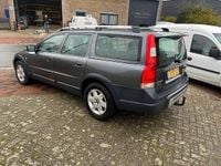 Occasion Volvo XC70 Momentum 185 PK (136 kW) 2006 Grijs (metallic) Stationwagen