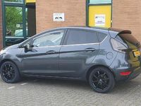 tweedehands Ford Fiesta 1.25 Trend Airco! 5 deurs! nette auto!