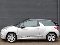 tweedehands Citroën DS3 Cabriolet 1.6 156 PK Sport Chic NL-Auto/Navi/Clima/Cruise control/Radio-CD/Bluetooth/Lederen bekleding/Stoelverwarming/LM-velgen/Parkeersensoren