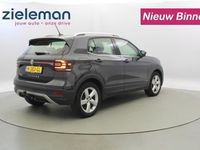 tweedehands VW T-Cross - 1.6 TDI Style Automaat - Navi, Clima, LED