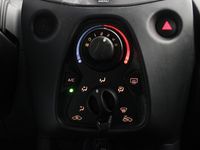 Occasion Toyota Aygo 69 PK (50 kW) 2017 Grijs Hatchback