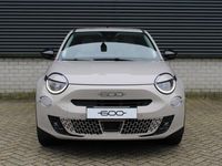 tweedehands Fiat 600 54kWh 156pk Aut La Prima | 18'' LM Velgen | Achteruitrijcamera | Navi | Έlectric bedienbare achterklep |