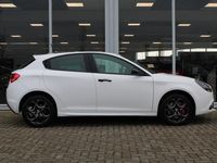 tweedehands Alfa Romeo Giulietta 1.4 Turbo Sport 120PK | Navigatie | Mistlampen | B