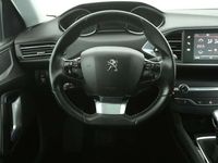 tweedehands Peugeot 308 1.2 PureTech Navigatie Clima Pano-view Carplay Cru