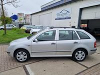 tweedehands Skoda Fabia Combi 1.4-16V Creation | Dealer onderhouden!