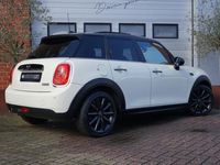 tweedehands Mini Cooper 1.5 Chili Pano Xenon/LED Navi Automaat 2018