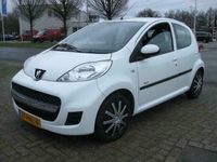 tweedehands Peugeot 107 millesim 200