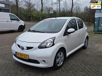 Occasion Toyota Aygo Sport 68 PK (50 kW) 2007 Wit Hatchback