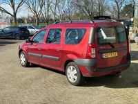 tweedehands Dacia Logan MCV 1.6-16V Lauréate 7p.