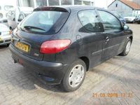 tweedehands Peugeot 206 1.1 i airco apk nw bij aflevering lm velgen