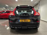 tweedehands Volvo C30 2.0 R-Edition * NL Auto / Leder / Afn. Trekhaak / 18" LM Velgen / Cruise control *