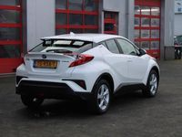 tweedehands Toyota C-HR 1.8 Hybrid Active Navi/Adaptive Cruise/Camera Incl Garantie!!