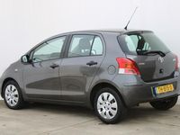 tweedehands Toyota Yaris 1.3 VVTi 5-DRS Dynamic