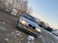 tweedehands BMW 320 i Executive