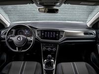 tweedehands VW T-Roc 1.0 TSi 115 pk Style | Navigatie | Parkeersensoren | Trekhaak