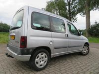 tweedehands Citroën Berlingo 1.4i Multispace met Trekhaak en Nieuwe APK !