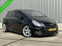 tweedehands Opel Corsa 1.6-16V Turbo OPC Pano - Xenon - Recaro - Zeer Net